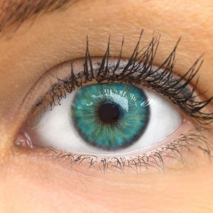 Avila Türkis Kontaktlinsen ohne Stärke – leuchtende türkise Farblinsen mit harmonischen Blau- und Grüntönen und ausdrucksstarkem Look