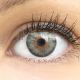 In deisem Bild sind die Glamlens Linsen aus der nähe zu sehen. Man erkennt die Färbung de Augen durch die Kontaktlinse.